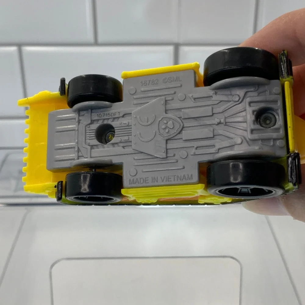 Spin Master Paw Patrol True Metal Rubble Zuma Diecast Yellow Orange 3in Set